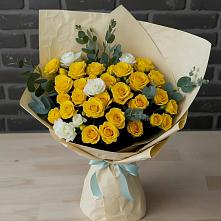 Букет цветов из:  Розы #REPLACE_PRED# Стародубском