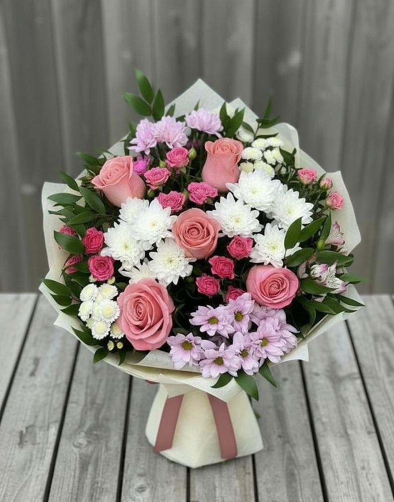 Букет цветов из: Альстромерии, Гвоздики, Розы и Хризантемы в Стародубском