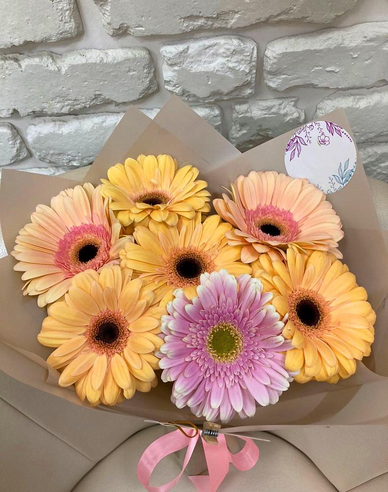 Букет цветов из: Герберы в Стародубском