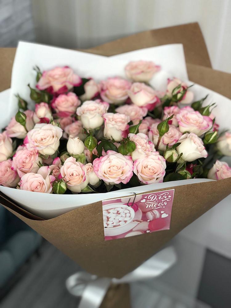 Букет цветов из: Розы в Стародубском