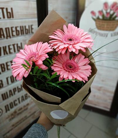 Букет цветов из: Герберы в Стародубском