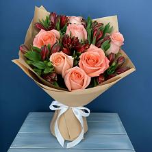 Букет цветов из:  Розы и Альстромерии в Стародубском