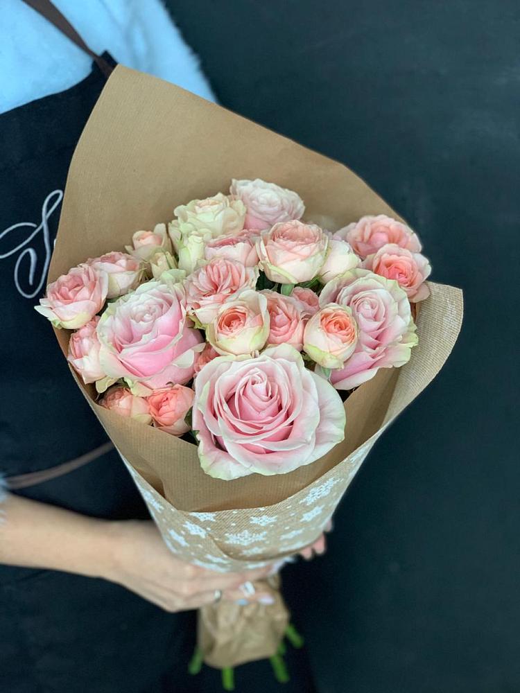 Букет цветов из: Хризантемы и Розы в Стародубском