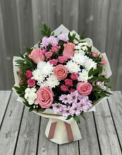 Букет цветов из:  Альстромерии, Гвоздики, Розы и Хризантемы в Стародубском