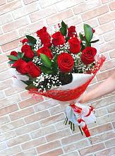 Букет цветов из:  Розы #REPLACE_PRED# Стародубском