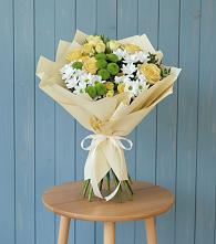 Букет цветов из:  Хризантемы и Розы в Стародубском