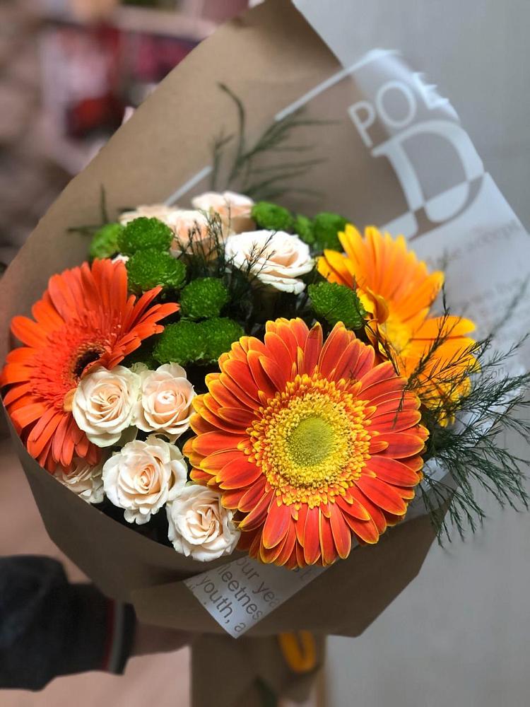Букет цветов из: Герберы, Хризантемы и Розы в Стародубском